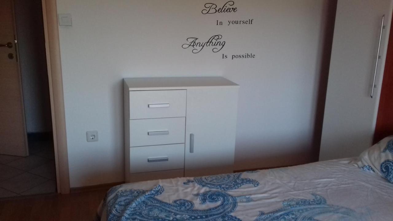 לופאר Apartments Rajka מראה חיצוני תמונה